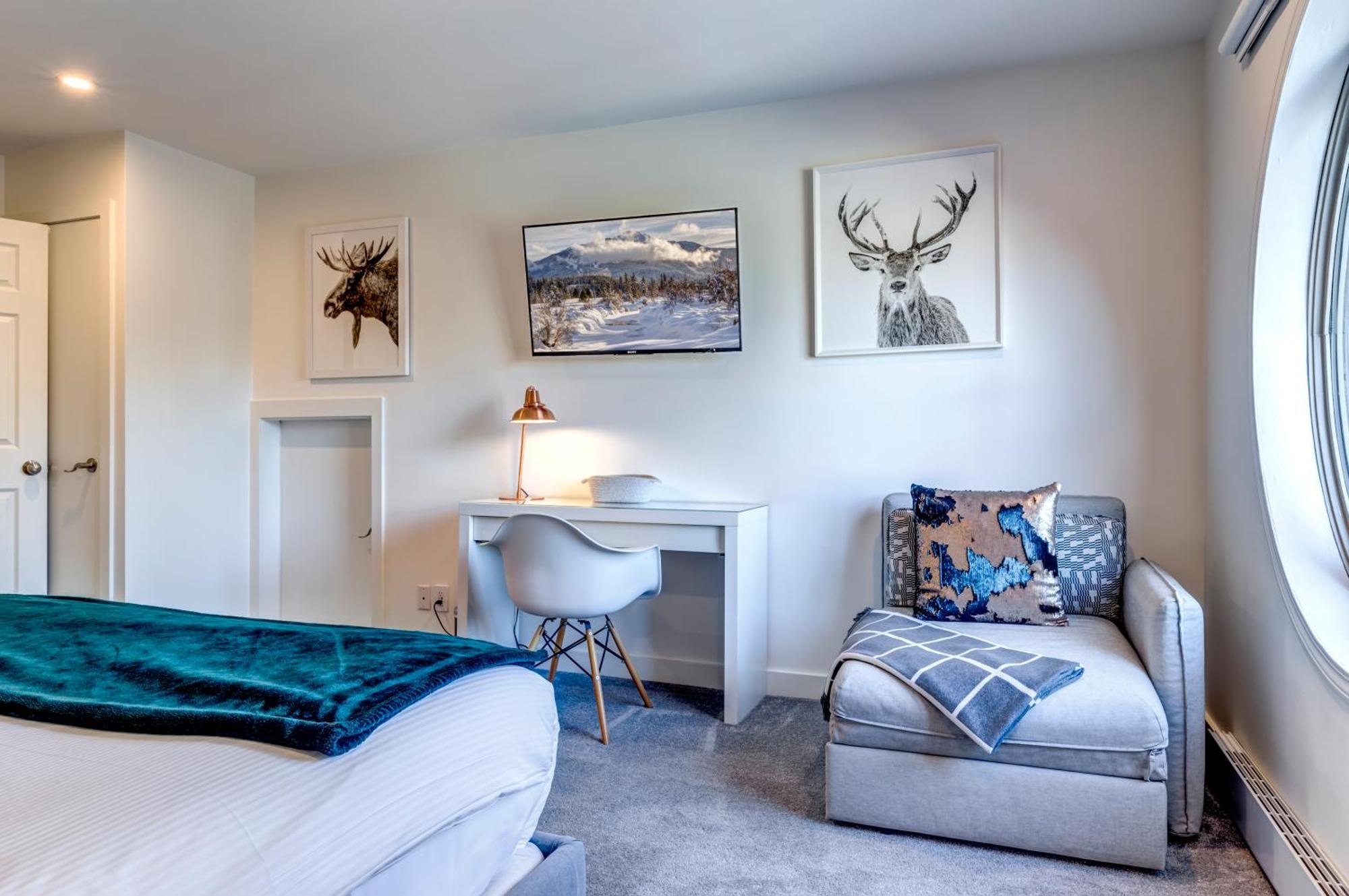 The Lookout Penthouse // A Luxe Suite In Whistler Kültér fotó